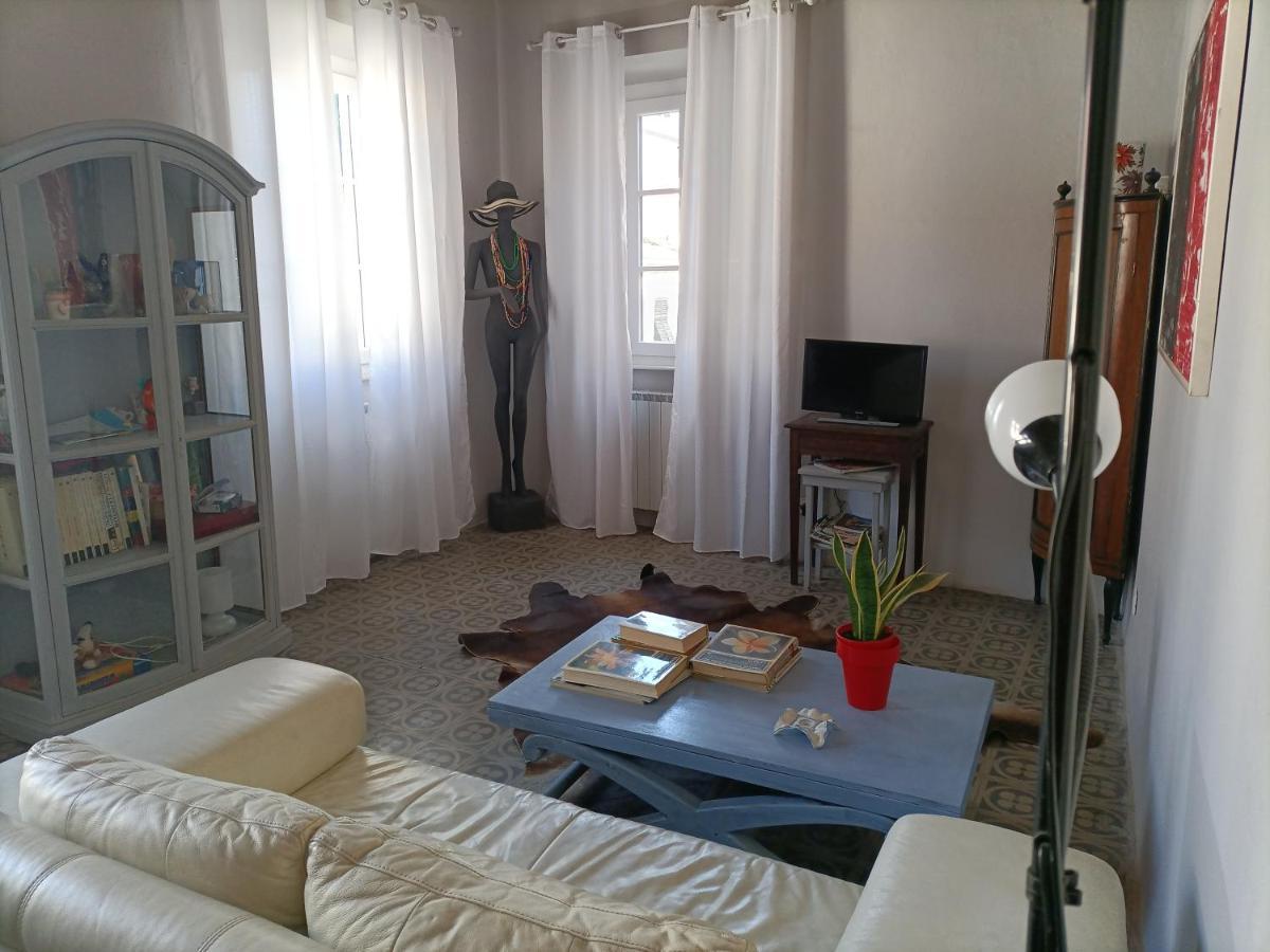 Willa Casa Di Titta Vicino Al Mare Viareggio Zewnętrze zdjęcie